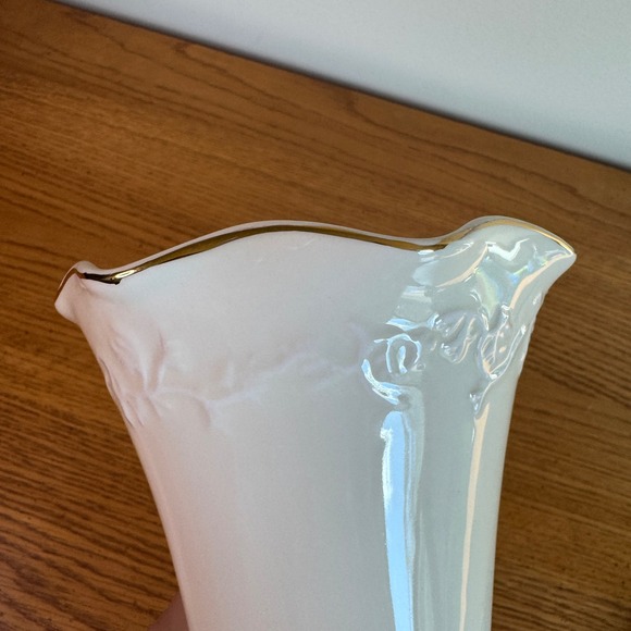 Elegant White Vase with Gold Trim, Embossed Floral Design, Home Decor, 9 Inches - Picture 4 of 9